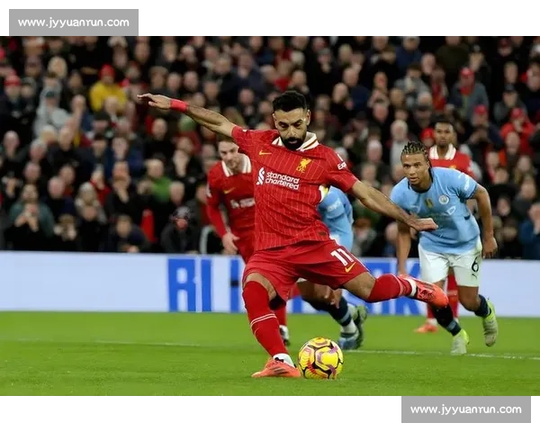 红黑军团主场迎战巴勒莫焦点对决意甲悬念再起赛季关键战火热上演