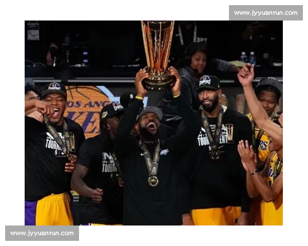 湖人逆袭热火夺冠！詹姆斯领衔精彩决战赢得总冠军荣耀